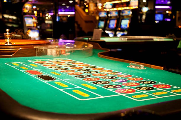 pakjp 3 table games lobby showing multiple live-dealer sessions